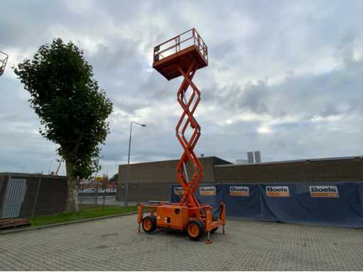 2015 SkyJack SJ 6826RT Podno?nik koszowy 4x4