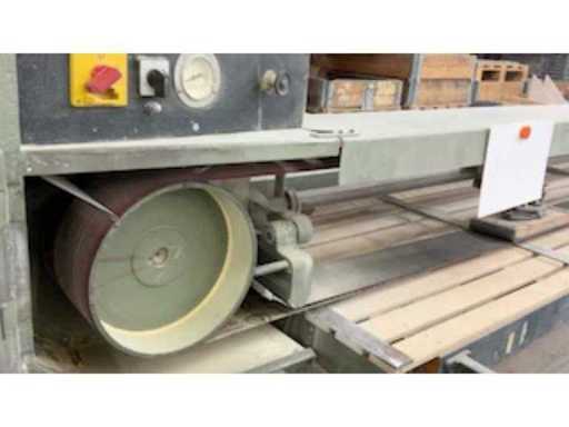 8a941b73-9052-49b0-8d07-7aae7d8adb46.mp4