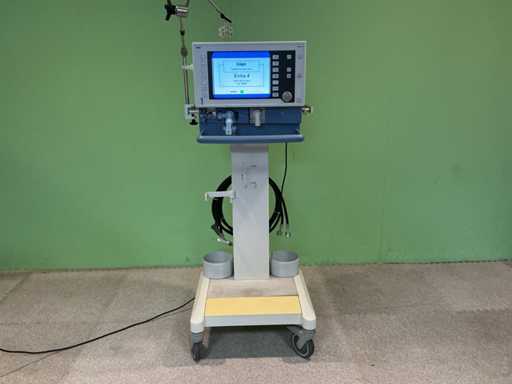 Ventilator de terapie intensiv? Dräger Evita 4 pe c?rucior ?i accesorii