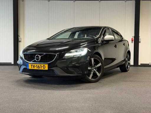 Volvo - V40 - 2,0 D2 Kinetic TV-161-D- 2016 IAW