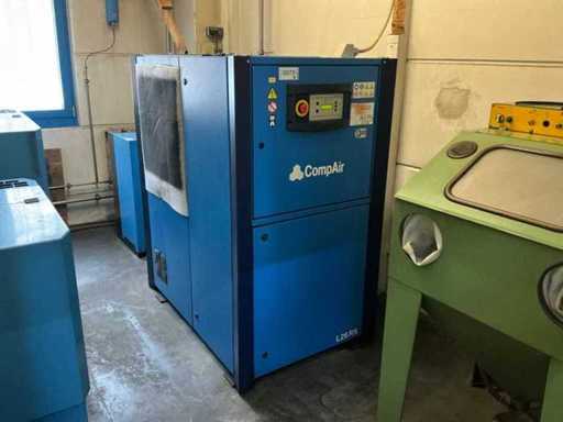 2015 COMPAIR L26RS 13A Schraubenkompressor