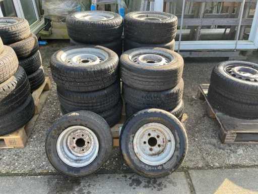 Pneumatico sul cerchione (16x)