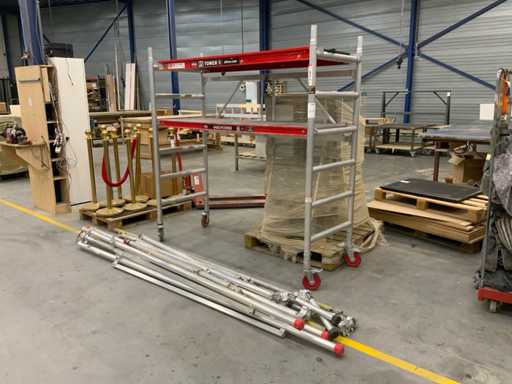 Altrex RS tower 4 Scaffold