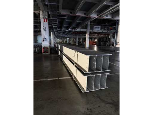 I beam - Steel - 2018 (8x)