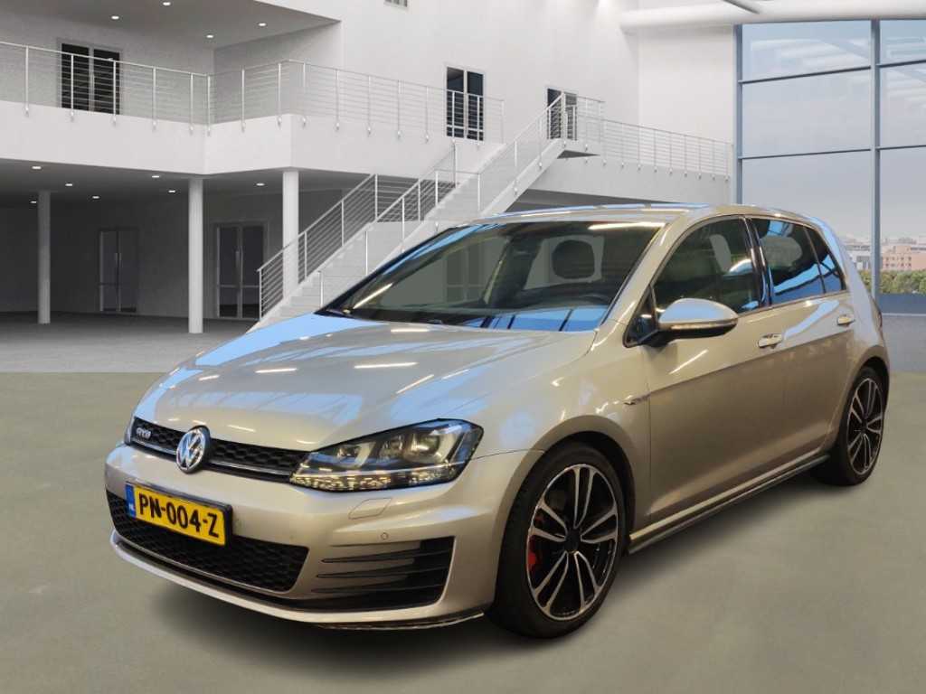 Volkswagen Golf 2.0 TDI GTD; PN-004-Z