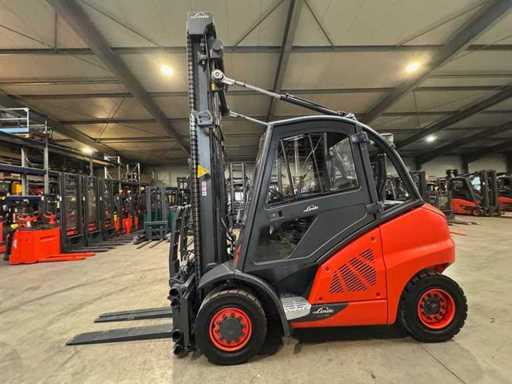 D | Premium Linde Still Jungheinrich Forklift Trucks, Pallet Trucks, Chargers and Accessories