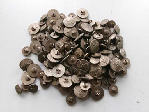 CZ/SK Metallknopf Mix, gebraucht + neuwertig (Meier) (550x)