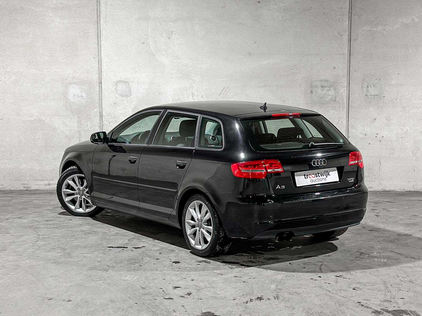 Audi A3 Sportback 1.8 TFSI Quattro Ambition Business Edition 160pk 2011 (Origineel-NL), 04-RBV-3