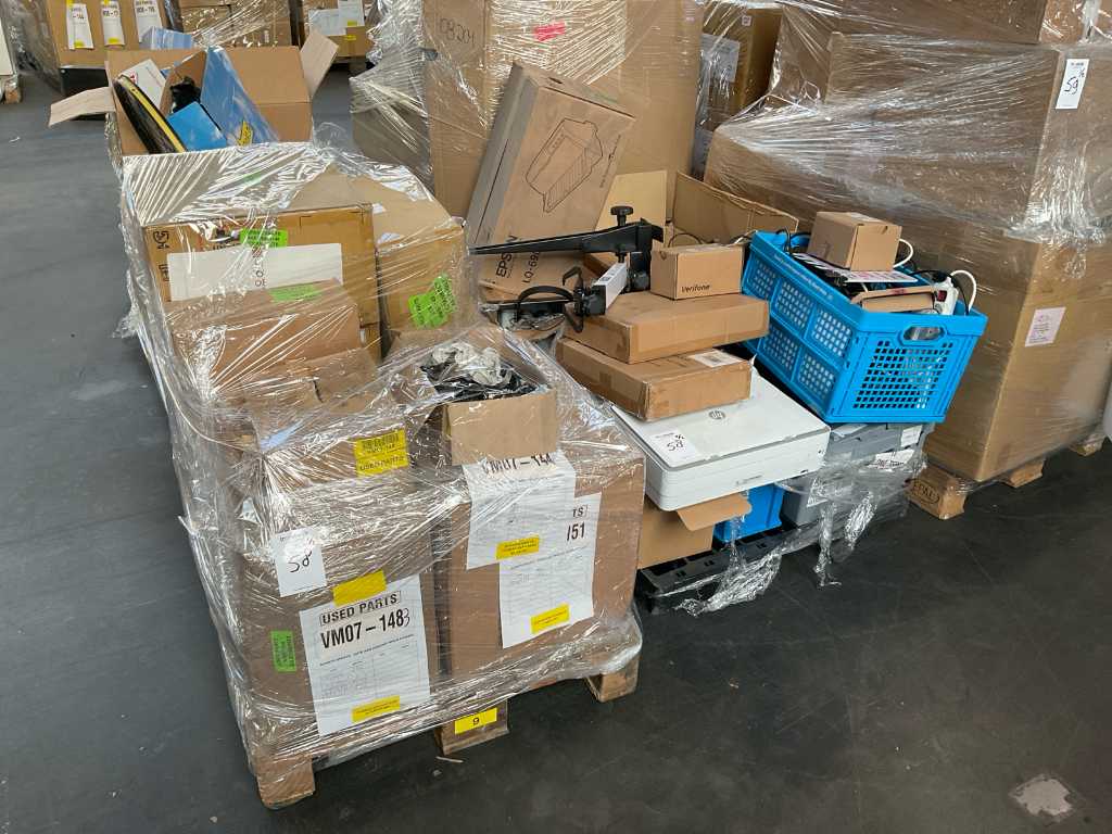 Bicycle parts clearance warehouse