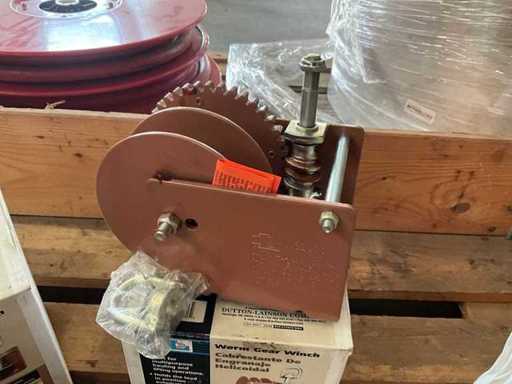 Wyciągarka Dutton-Lainson WG2000 Ślimakowa (4x)