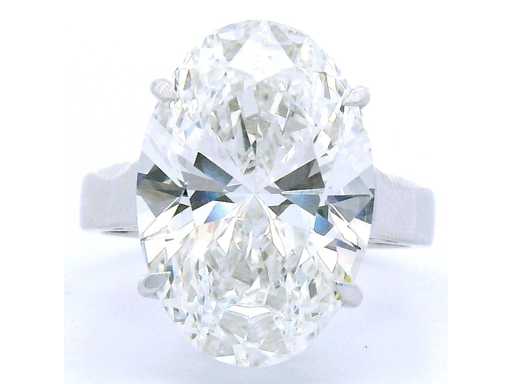 Anello in oro bianco 18 carati con 9,09 ct Diamante