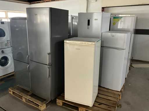 Refrigerator (19x)