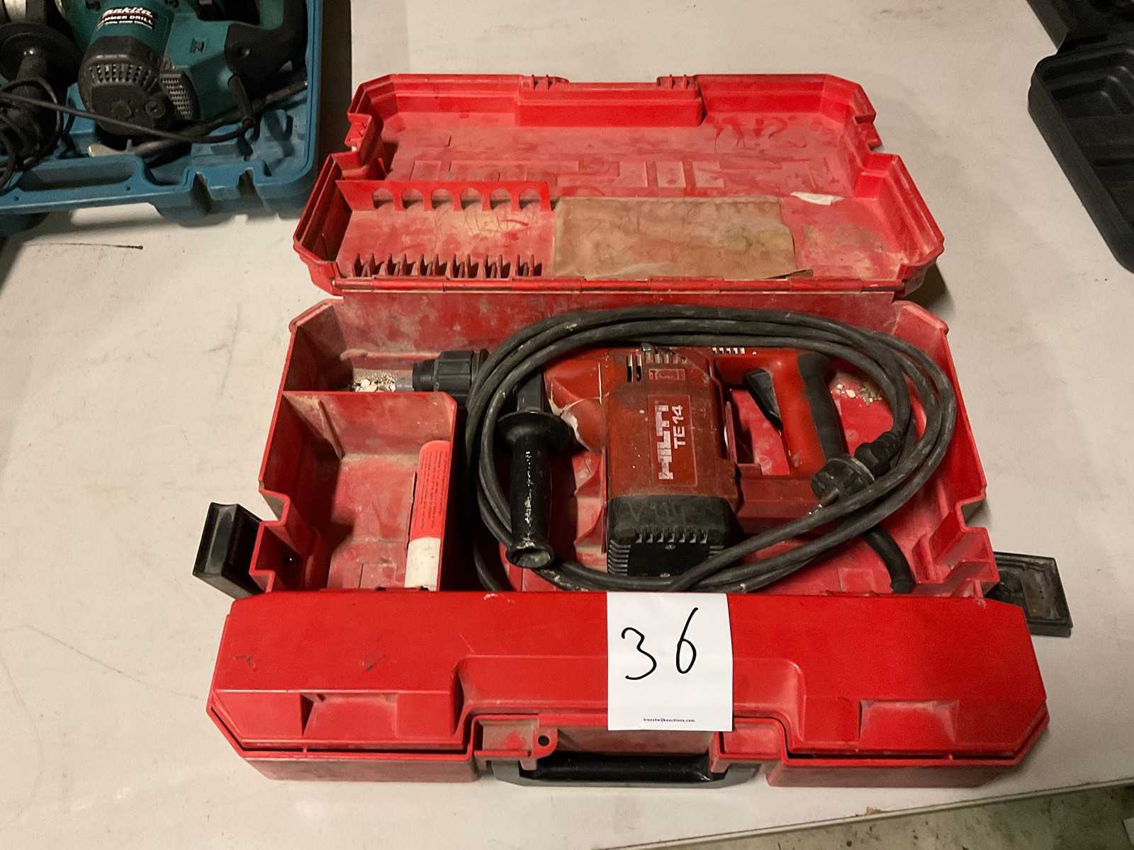 Hilti te14 hammer deals drill