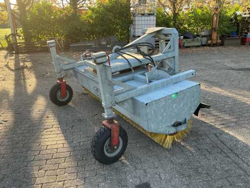 M?tur?tor de strad? Sweep