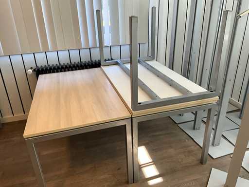 Diverse Bureautafels (19x)