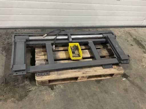 Fork Positioner Manitou Fem 3 Forklift Accessories