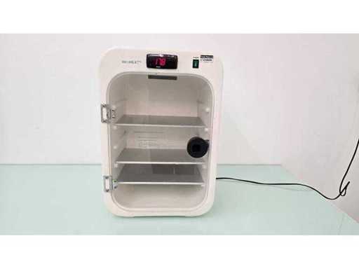 Mediheat - Heating cabinet for fluids