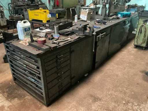 Grote Werkbank met inhoud