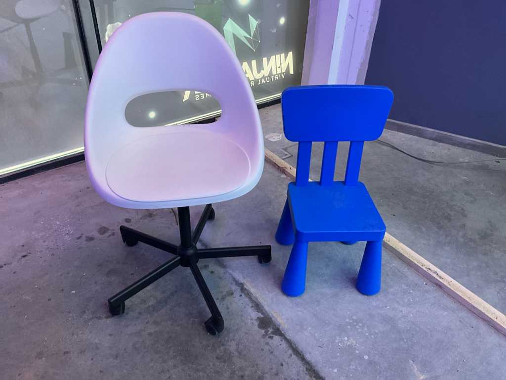 Chaise de bureau mobile et chaise haute