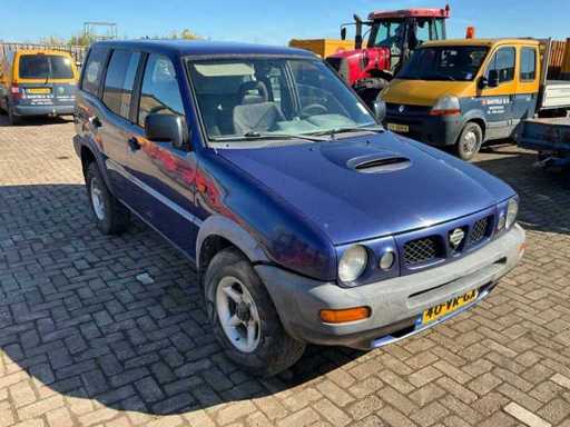 Nissan Terrano II 2000 Véhicule Commercial