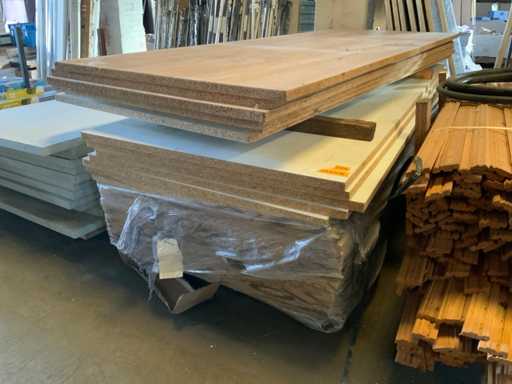 Matériau des panneaux de particules (28x)