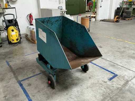 EUROKRAFT W 544 m.T. Contenedor de vertido de astillas