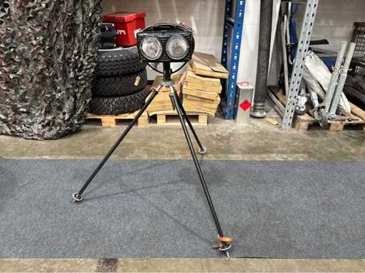 Meister BS 150/110/2 double spotlight on tripod – tested & functional