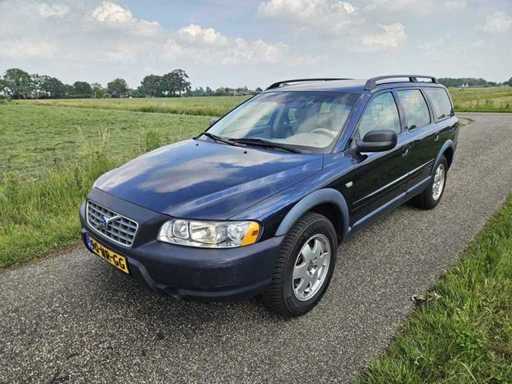 Volvo - 2004 - XC70 - 2.5 T Gtr.Comfort L. - 90-NR-GG - Personenauto