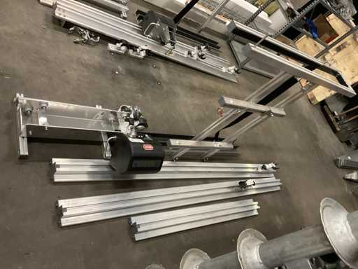 2022 Altrex Shuttle Lift System for solar panels