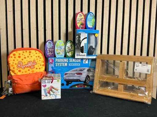 Batch of various goods