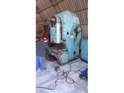 VID-20250528-WA0006.mp4