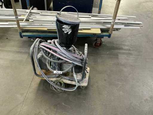 Bezpowietrzny spryskiwacz do farby