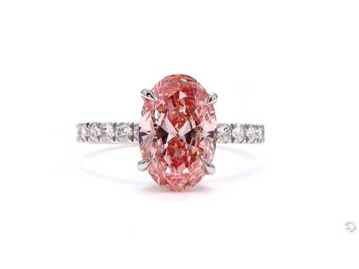 Anello in platino con 3,66 crt. diamante