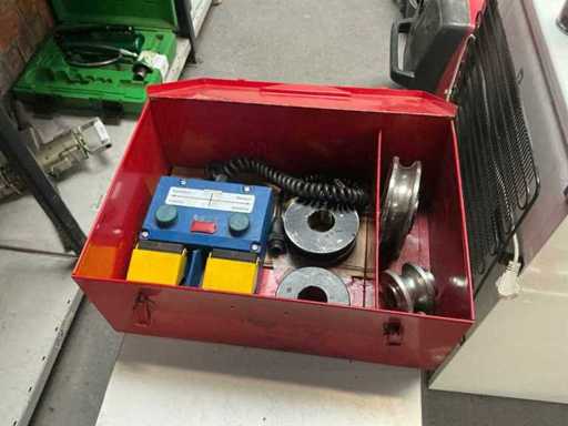 Jutec Moulds for pipe longliners and foot control