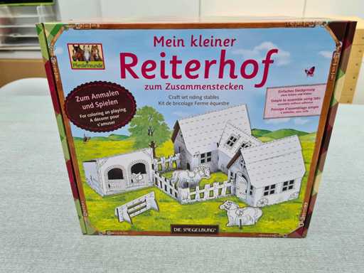 Die Spiegelburg - Knutsel je eigen paardenmanège