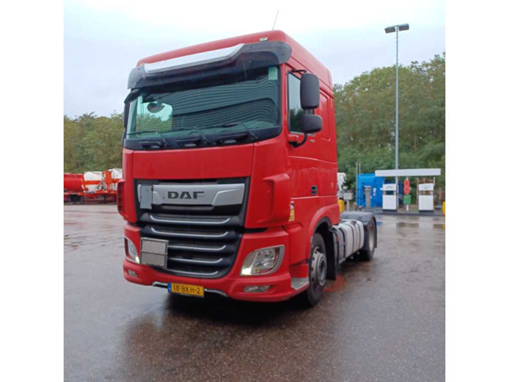 Trattore XF450FT DAF (74113-665)