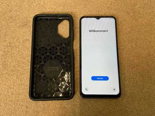Samsung Galaxy A13 (128GB) Mobile Phone