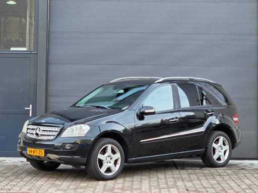 Mercedes-Benz - 2005 - M class - 350 - 54-RT-ZS