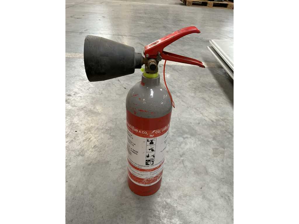 Fire extinguisher CO2 rapid extinguisher NU-SWIFT
