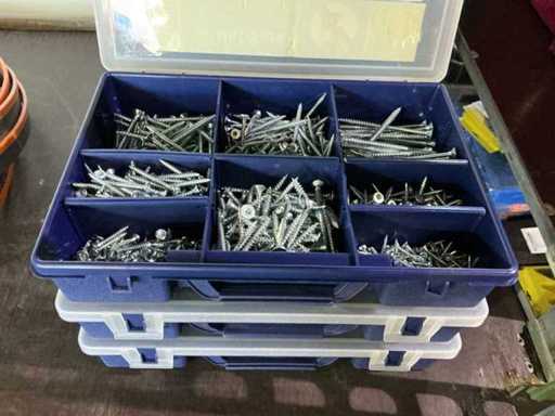 Materiał montażowy (3x)