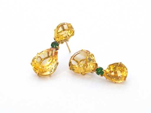 Boucles d’oreilles en or avec citrine et tsavorite