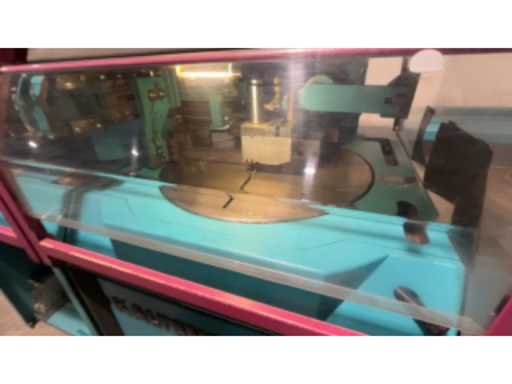 aeb32f3b-72ba-4a9e-8519-138e43873f8c.mp4