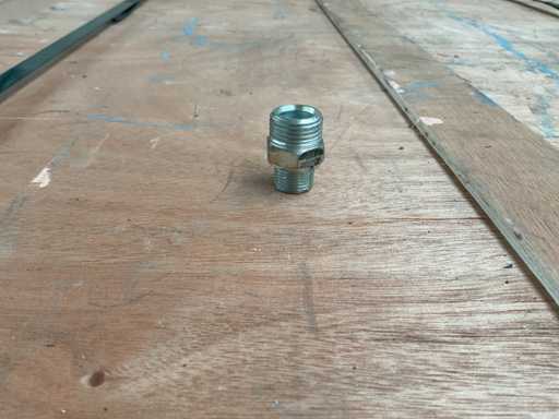 Double Nipple 3/8x1/2 SW22 (47x)