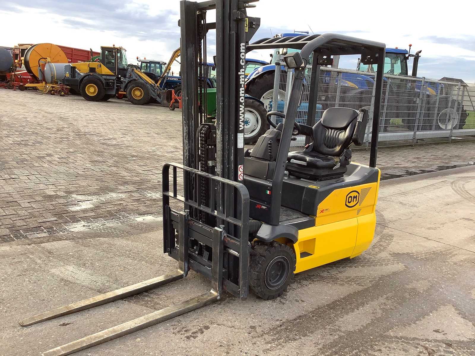 OM XE 15 3AC SES Forklift