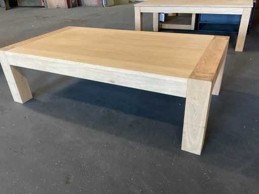 Rebecca de table basse