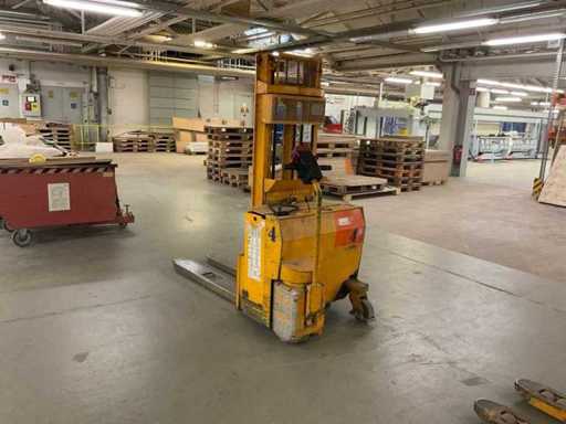 Traspaletto elettrico JUNGHEINRICH EJC 12.5G 1978, batteria dal 2013