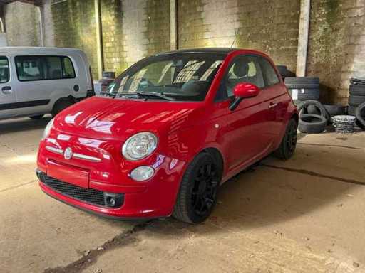 Voiture voyageurs Fiat 500 TwinAir