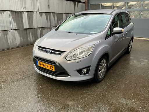 Ford Grand C-Max Trend - Car (engine damage)