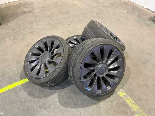 Jantes Vredestein Ultrac Vorti+ Tesla (4x)