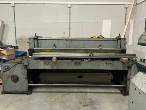 1957 Heinr. ?arfecarea de guilotin? Kollschen BS2000/5 / Foarfecare de plac?